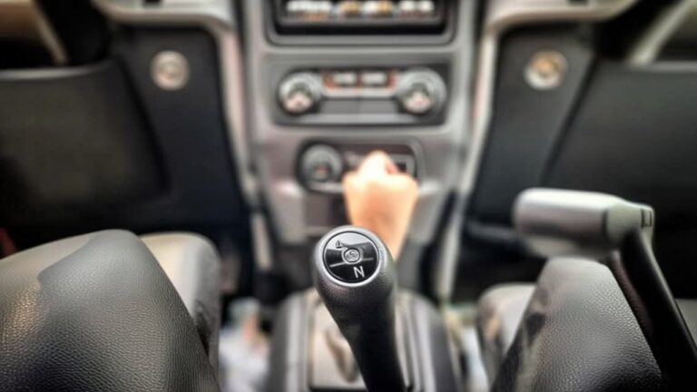 engage four wheel drive system