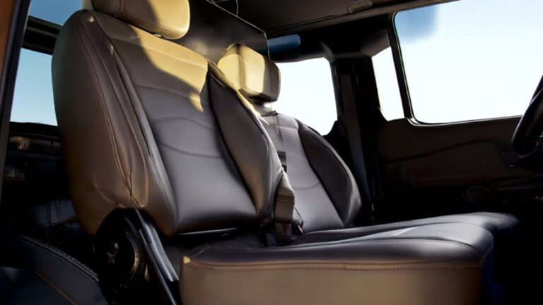 adjusting jeep wrangler seats